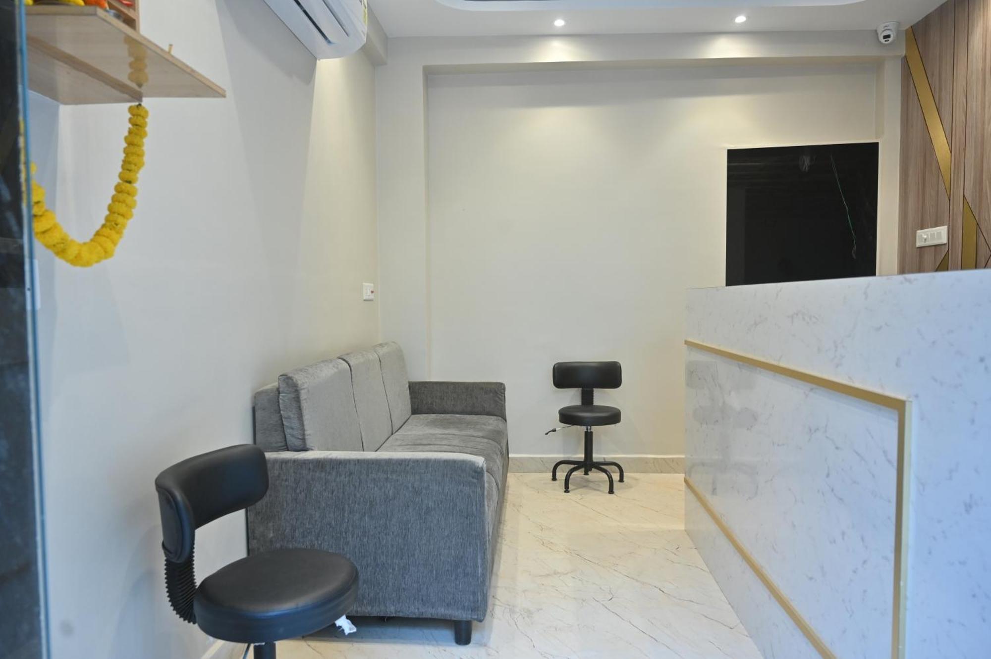 Golden Square - Kolkata Airport Hotel Екстериор снимка